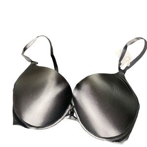 Victoria’s Secret Plunge Elegant Black Women's Bra 36D
